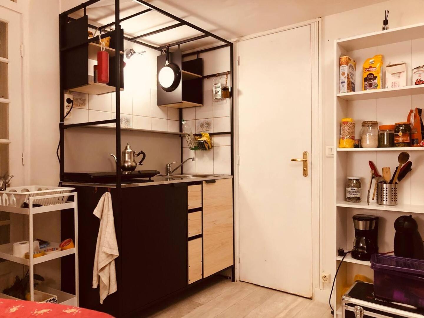 Cozy And Nice Homestay Room - Chambre D'Hote París Exterior foto